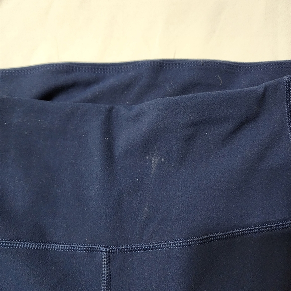 Blue leggings size large 2 pockets like new yoga workout gym pants pull on - Picture 8 of 10